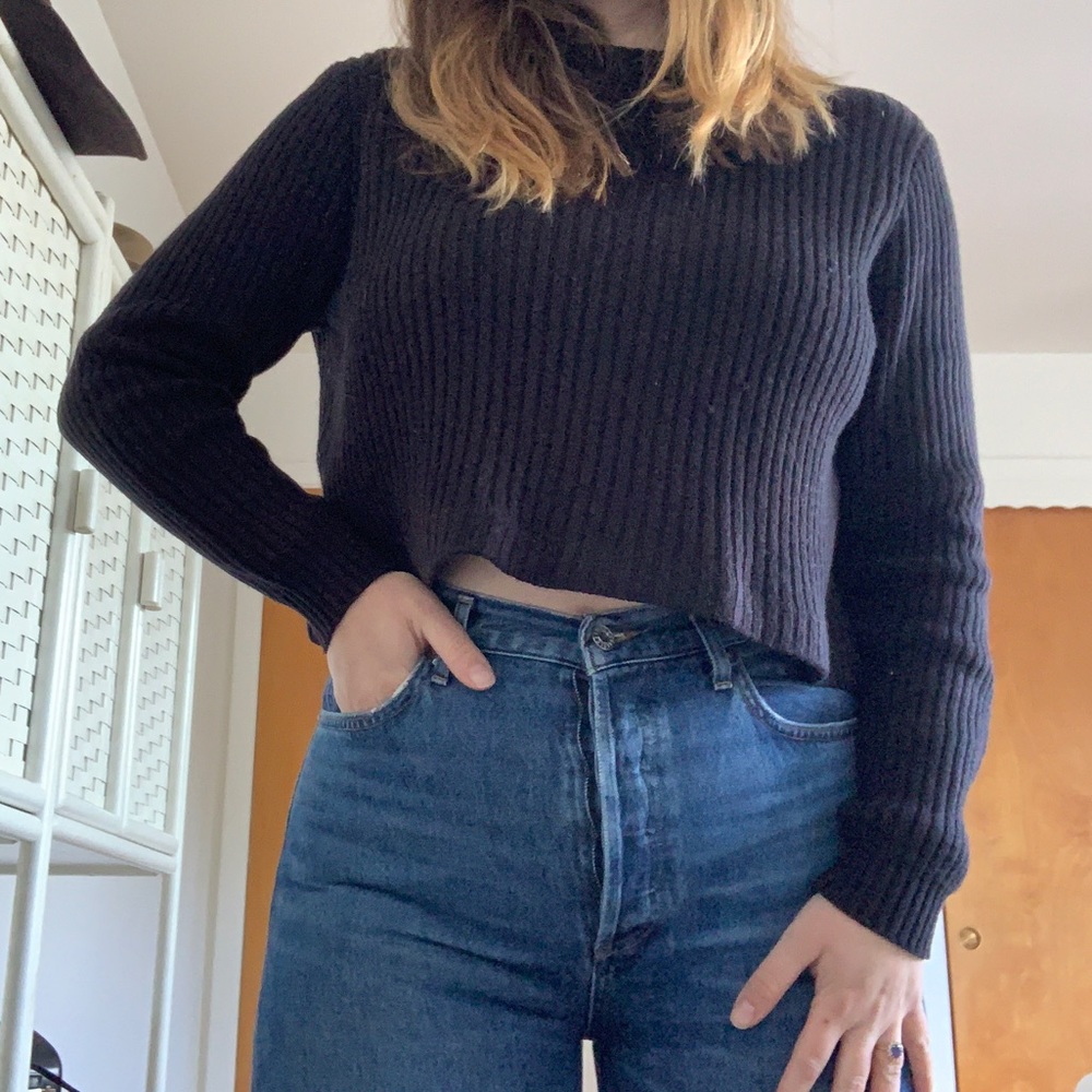 Ribbed mock neck cropped sweater